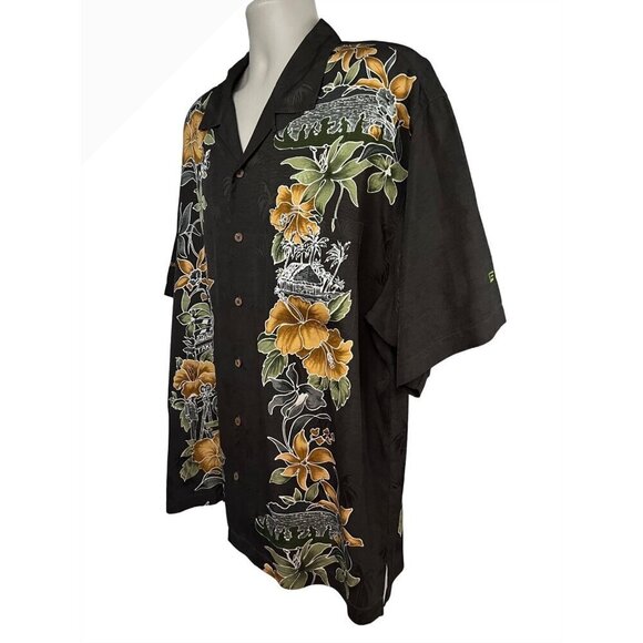 Tommy Bahama Vintage Gray Floral Embossed Silk Button Up Camp Shirt XL Pocket - Picture 3 of 11